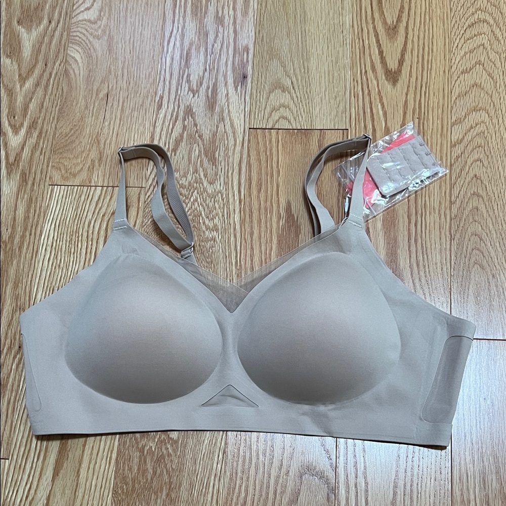 New! As Fairy 3X beige lightly padded mesh bra . - Picture 2 of 9